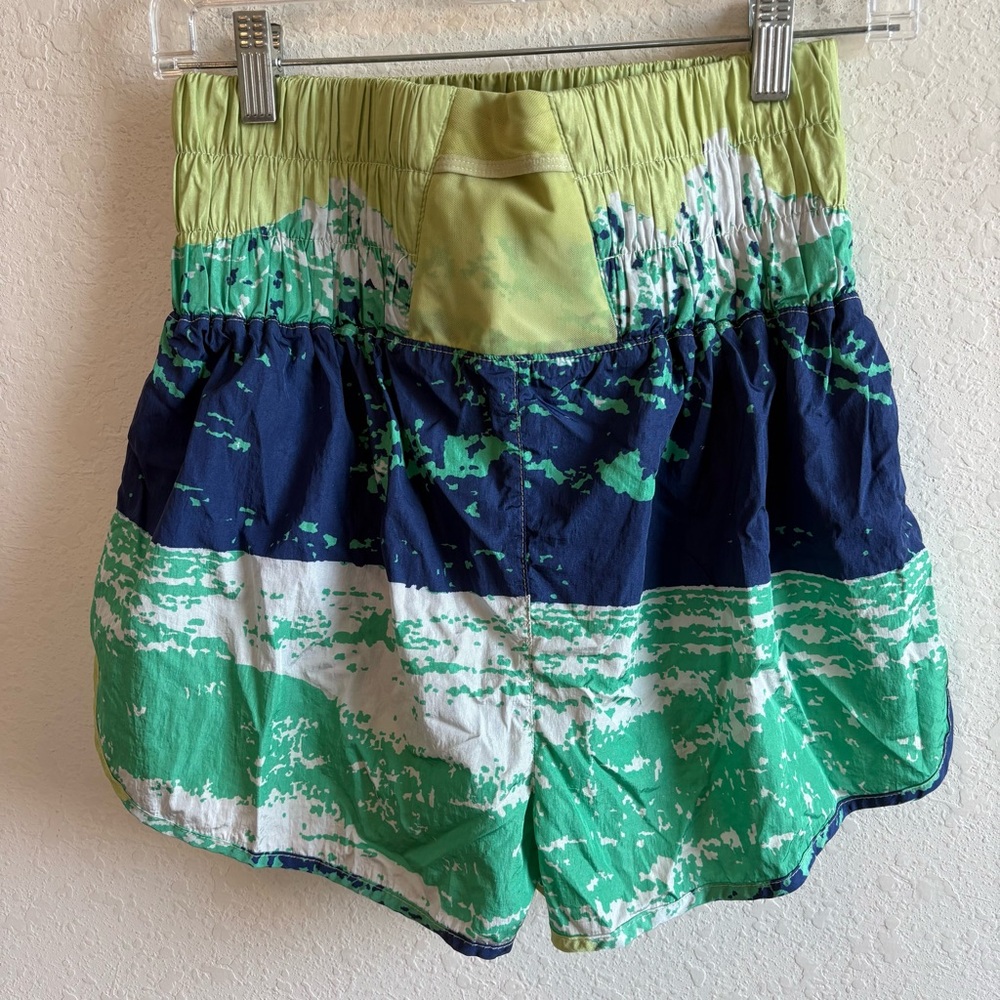 Free People FP Movement The Way Home Printed Shorts - Mountain Print Size Large - Picture 4 of 5